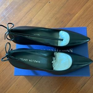 Brand new Stuart Weitzman Peekamid Black Nappa pump